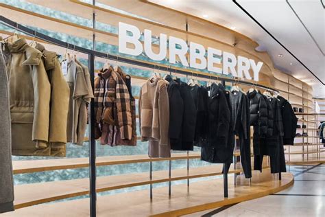 burberry americas cfo|Burberry plc head office.